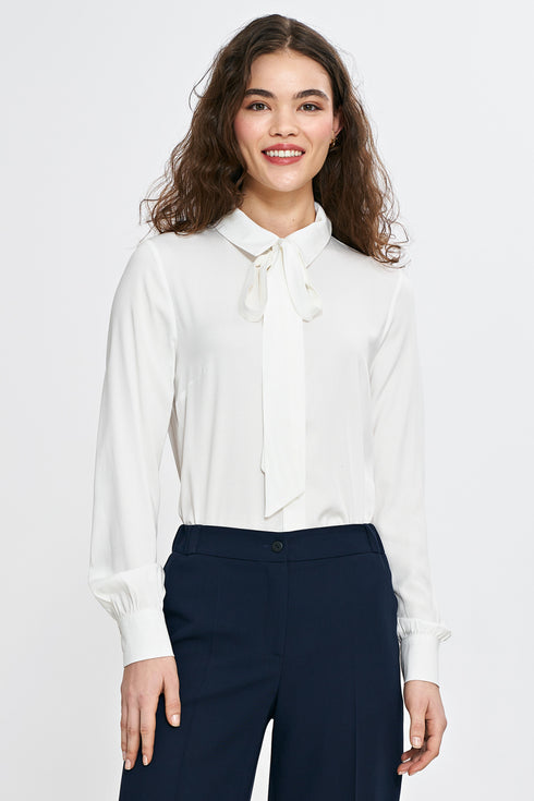 Shirt model 210090